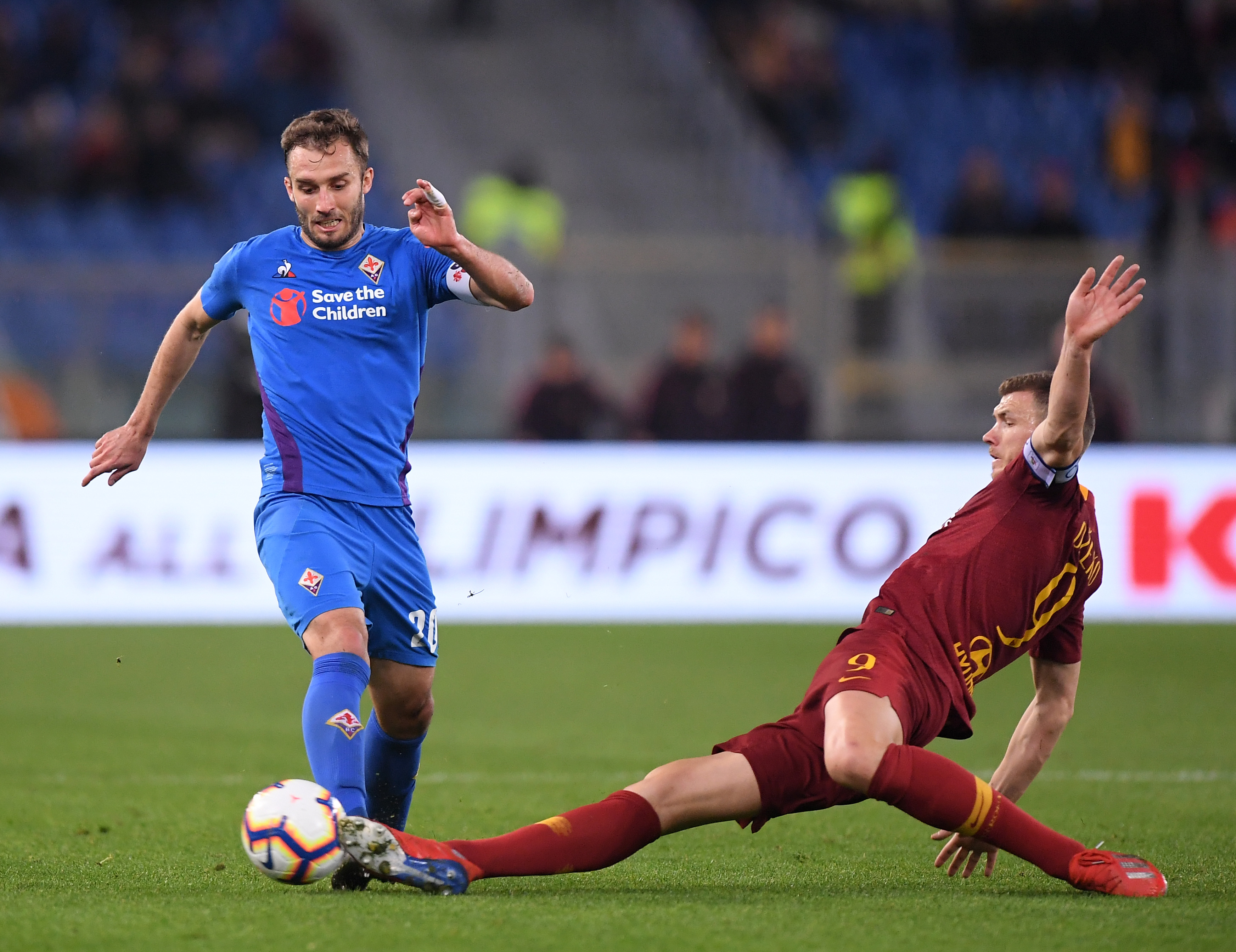 利物浦主力萨拉赫连续三轮替补，怒斥教练斯洛特，暗示可能离队。