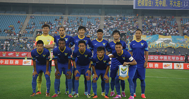 C罗前队友：C罗能踢到100岁！不喜欢梅西就不喜欢足球！（C罗昔日队友：C罗能踢到百岁！不喜欢梅西就不是足球迷！）