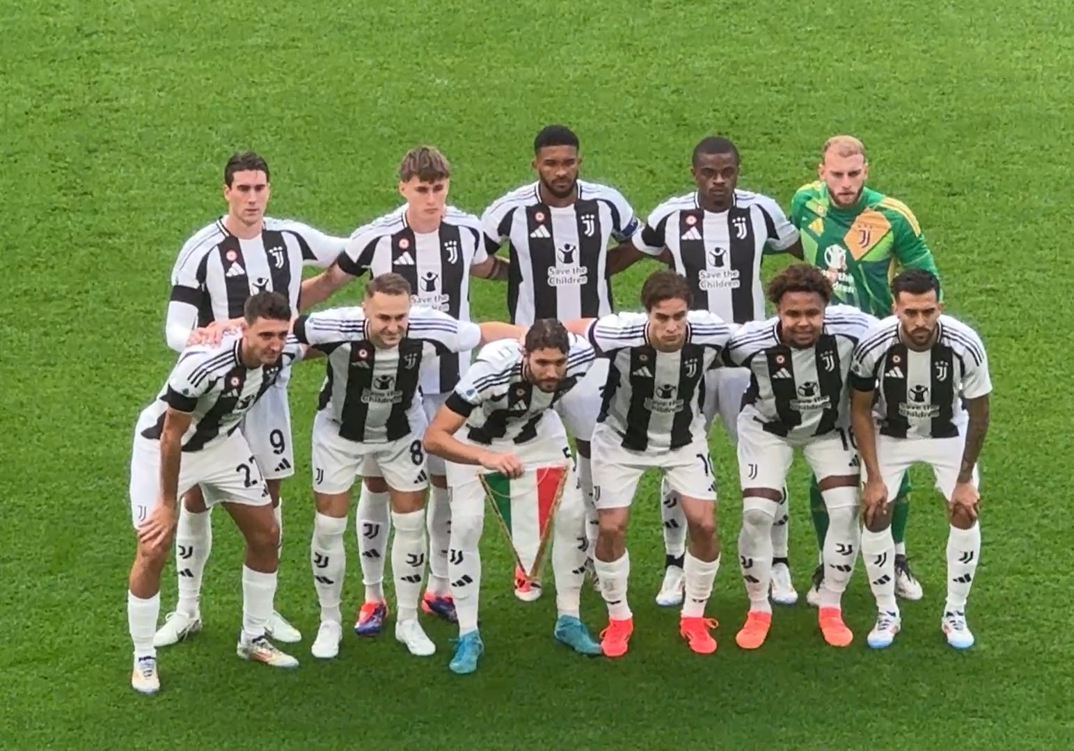 张志磊之后，又一位中国拳击人今天闪耀世界拳击舞台！