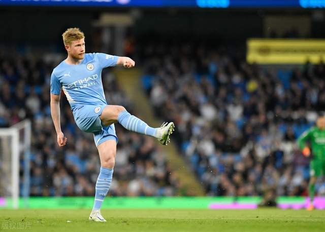 莱万传记作者：拉波尔塔承认，哈维的离开实际上拯救了莱万