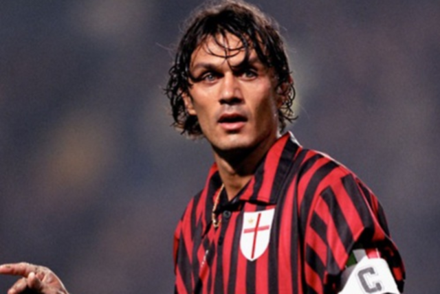 图片报：在接受眼部小手术后，本周五奥利塞参加了球队的训练（图片报：奥利塞在接受眼部小手术后已于本周五重返球队训练）