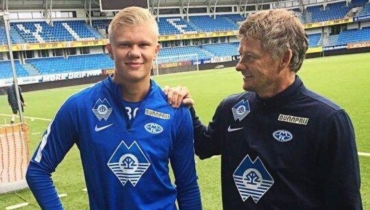 拜仁vs圣保利首发：凯恩领衔！迪亚斯、金玟哉、欧文在列