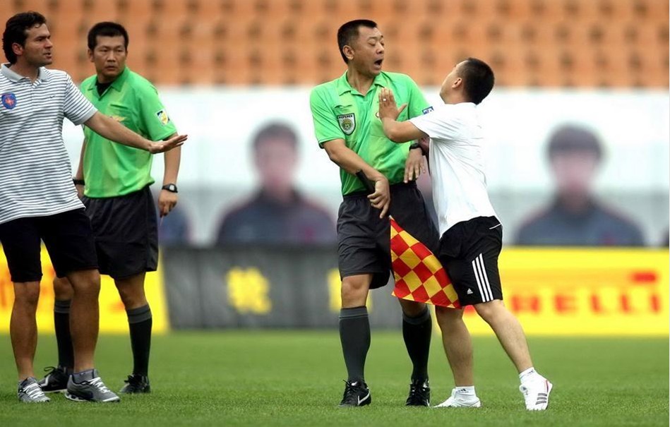 罗马诺：阿莫林坚持留下齐尔克泽；梅努向往租借加盟那不勒斯